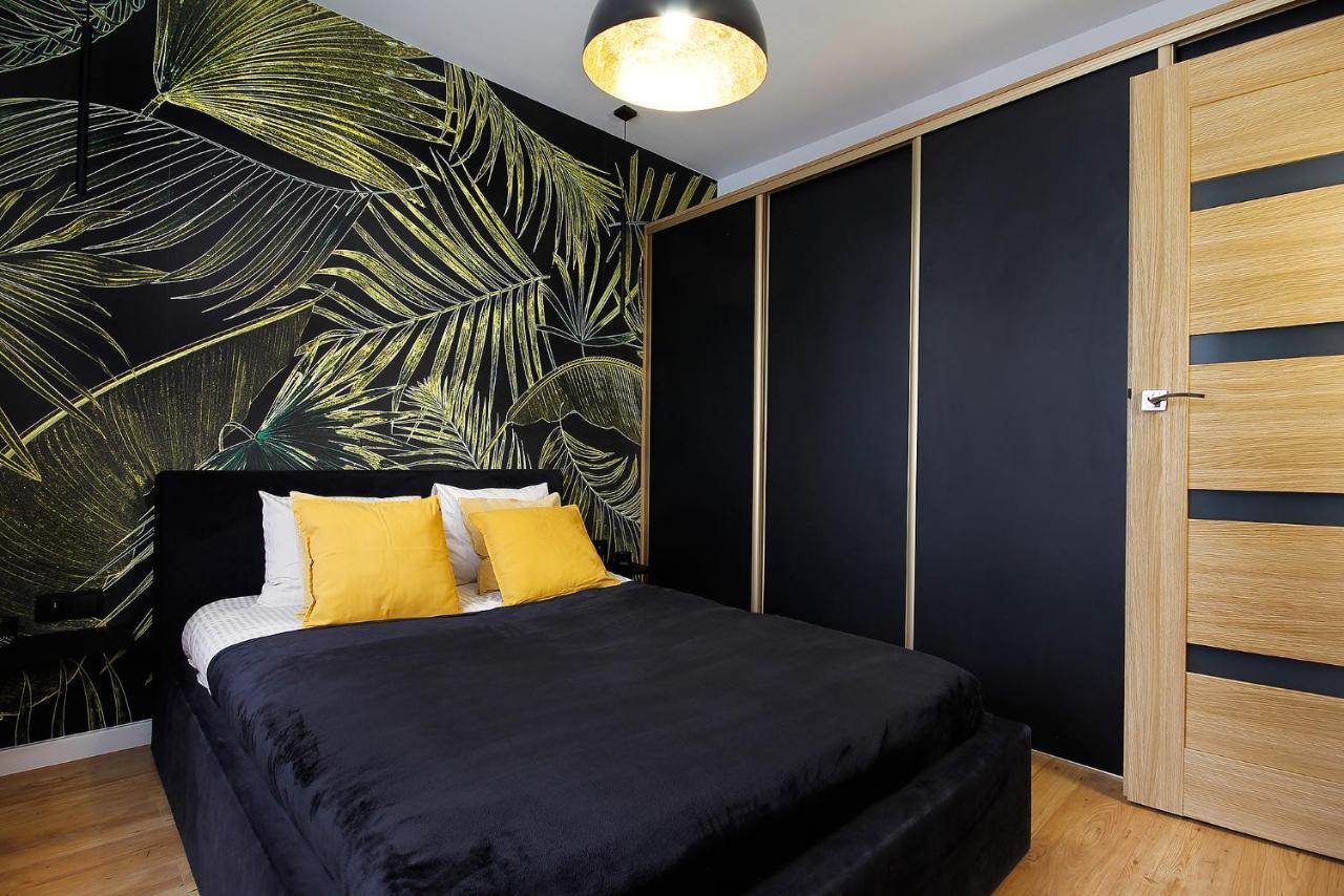 W&K Apartments - Gold Suite - Faktura Vat, Parking Кошалин Екстериор снимка