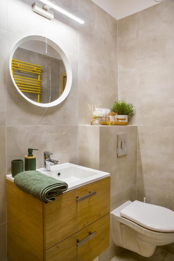 W&K Apartments - Gold Suite - Faktura Vat, Parking Кошалин Екстериор снимка
