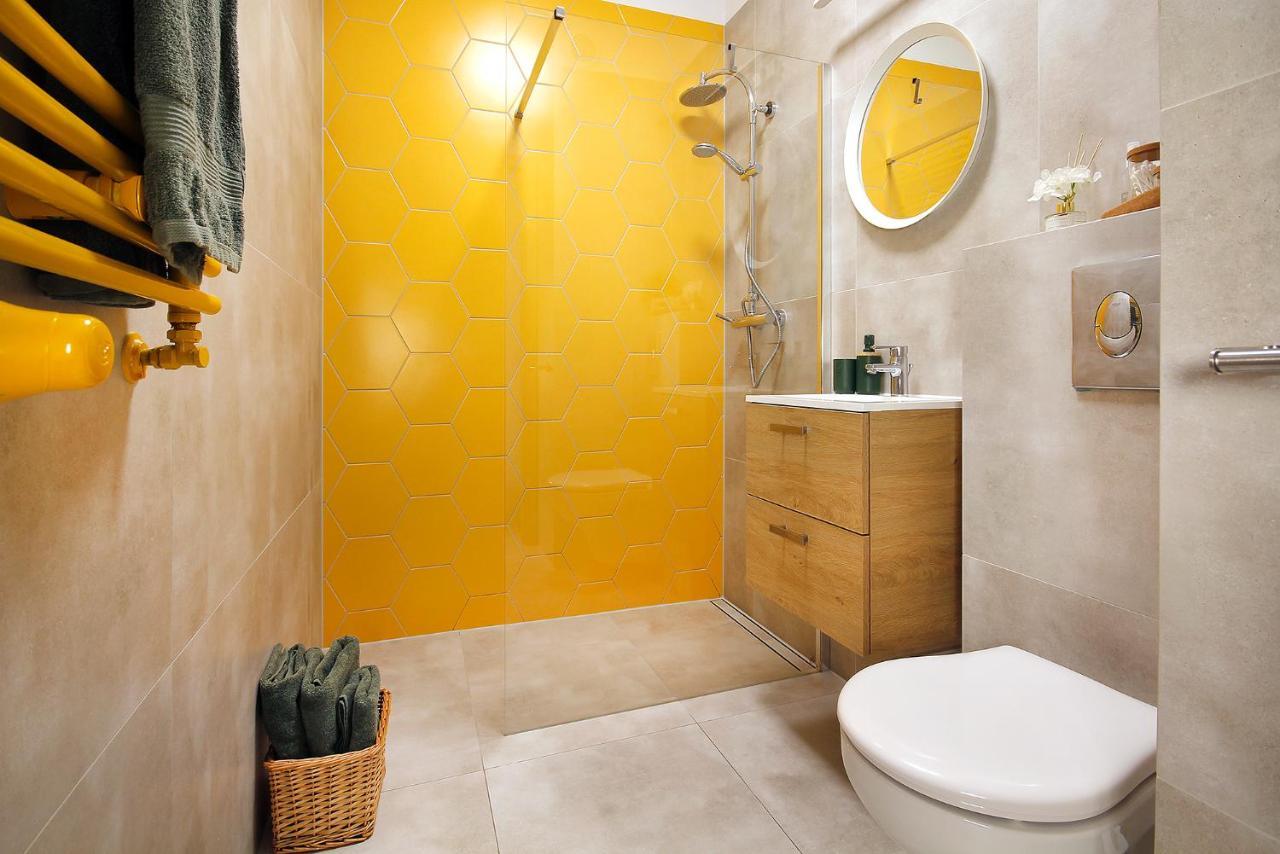 W&K Apartments - Gold Suite - Faktura Vat, Parking Кошалин Екстериор снимка