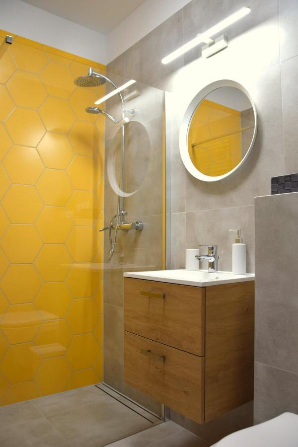 W&K Apartments - Gold Suite - Faktura Vat, Parking Кошалин Екстериор снимка